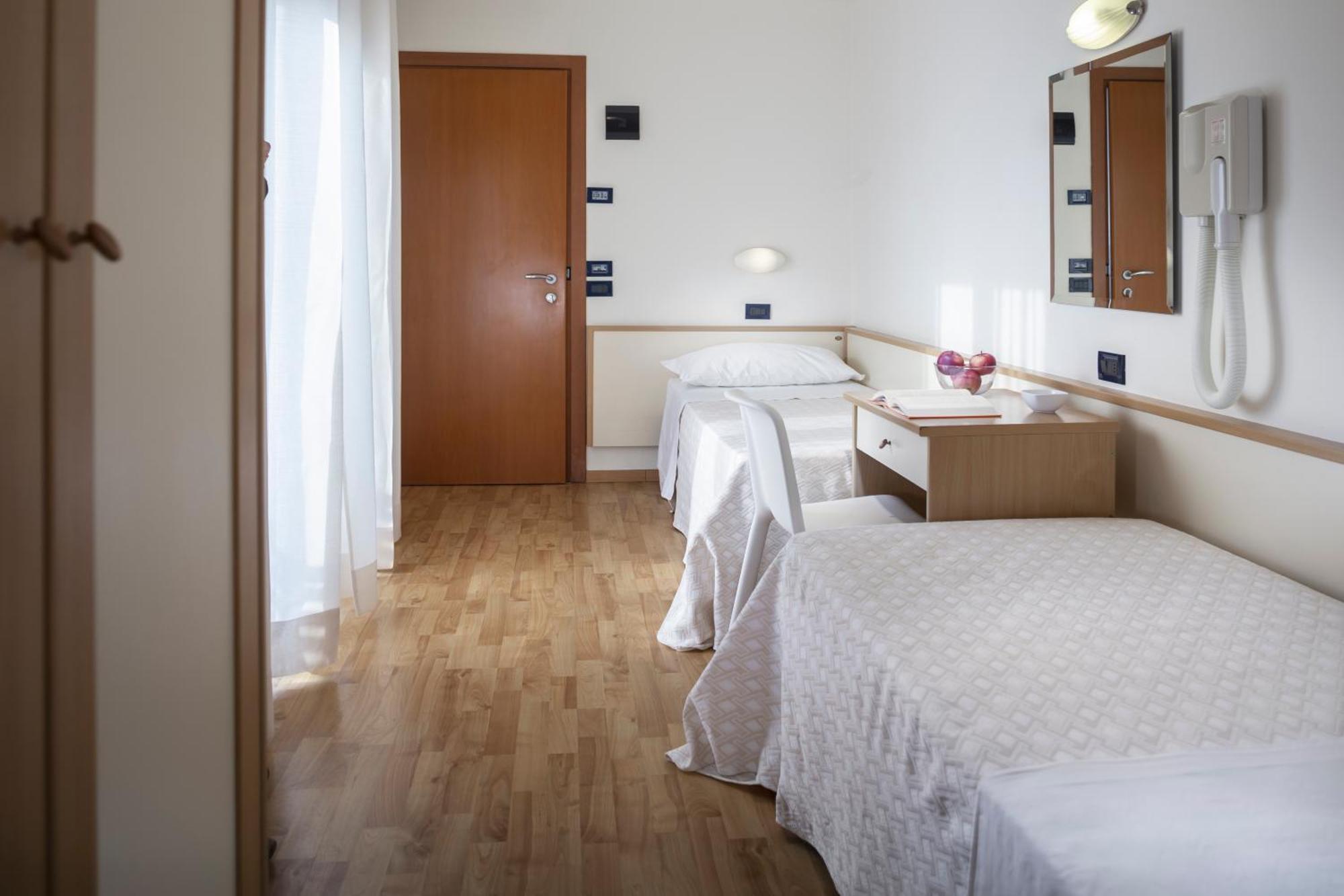 Hotel Baltic Rimini Exteriér fotografie